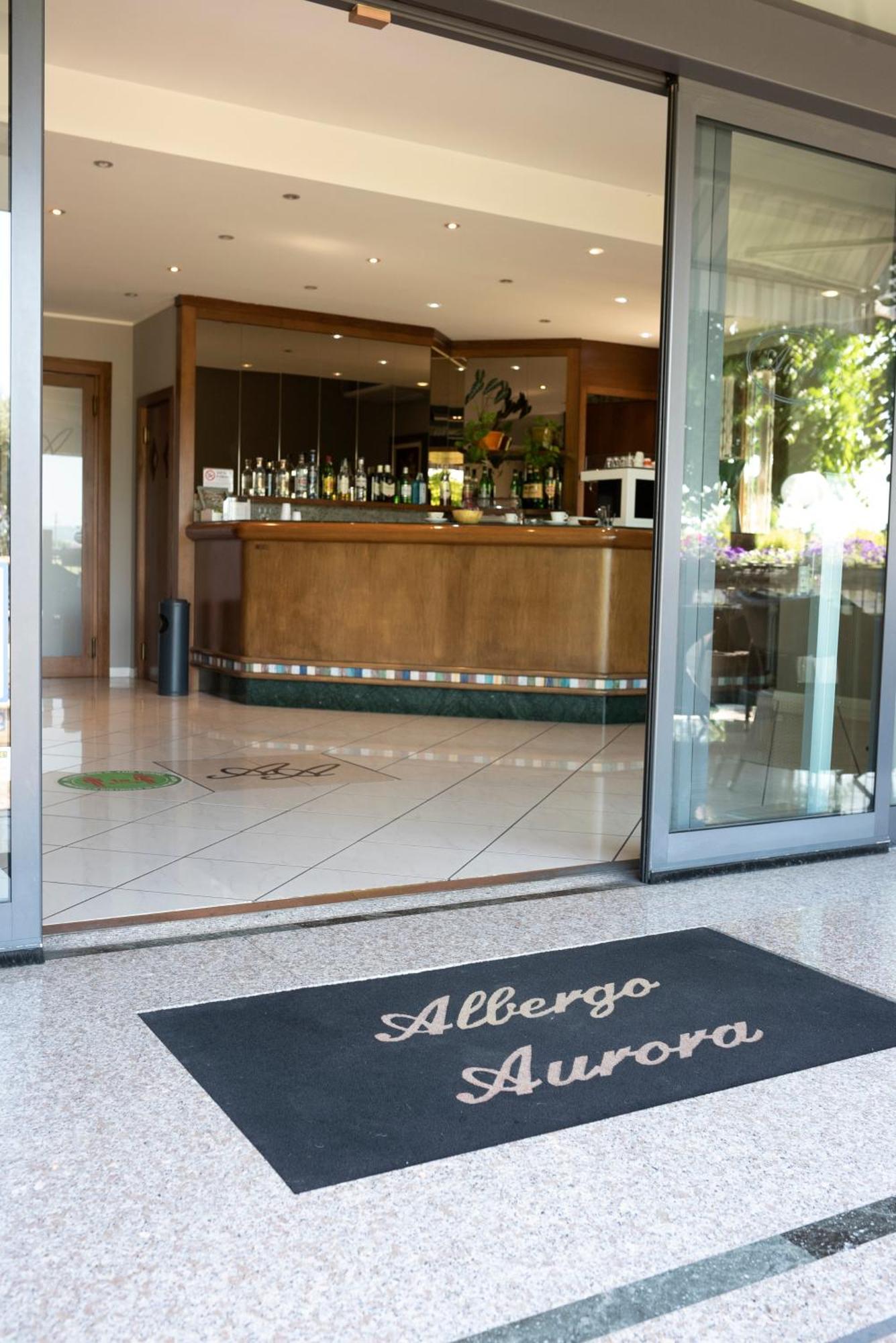 Albergo Aurora كاستينازو المظهر الخارجي الصورة