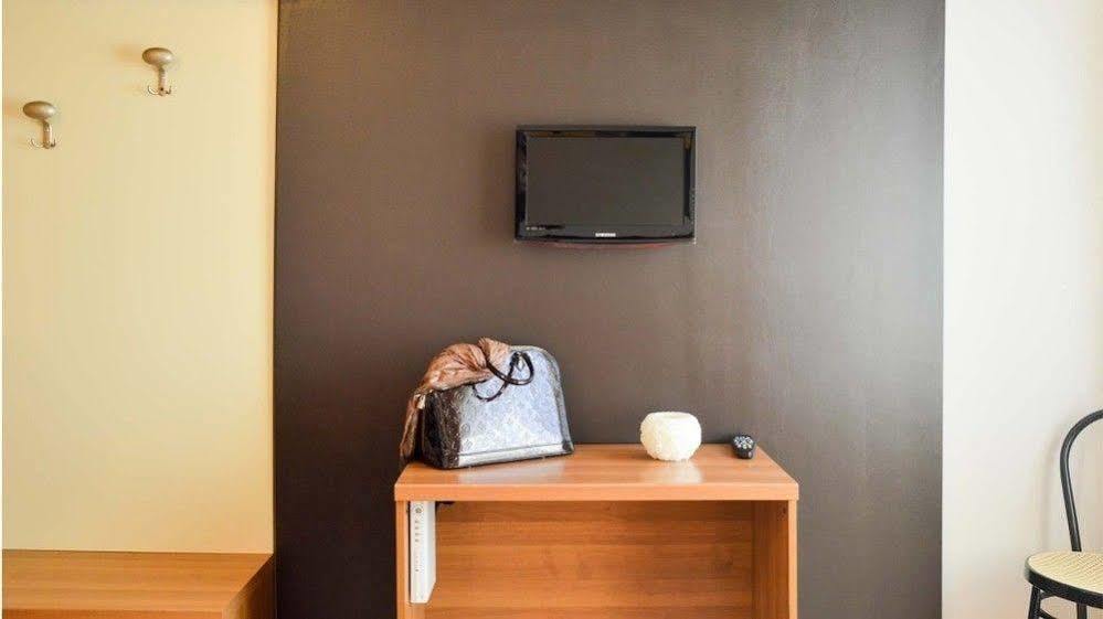 Albergo Aurora كاستينازو المظهر الخارجي الصورة