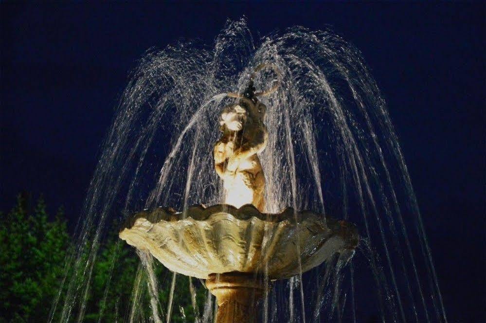 Albergo Aurora كاستينازو المظهر الخارجي الصورة